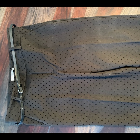 Stretch pants with belt - Picture 2 of 8